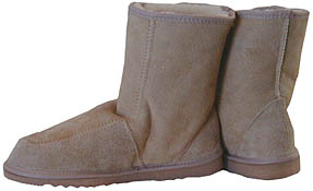 short zig zag boots
